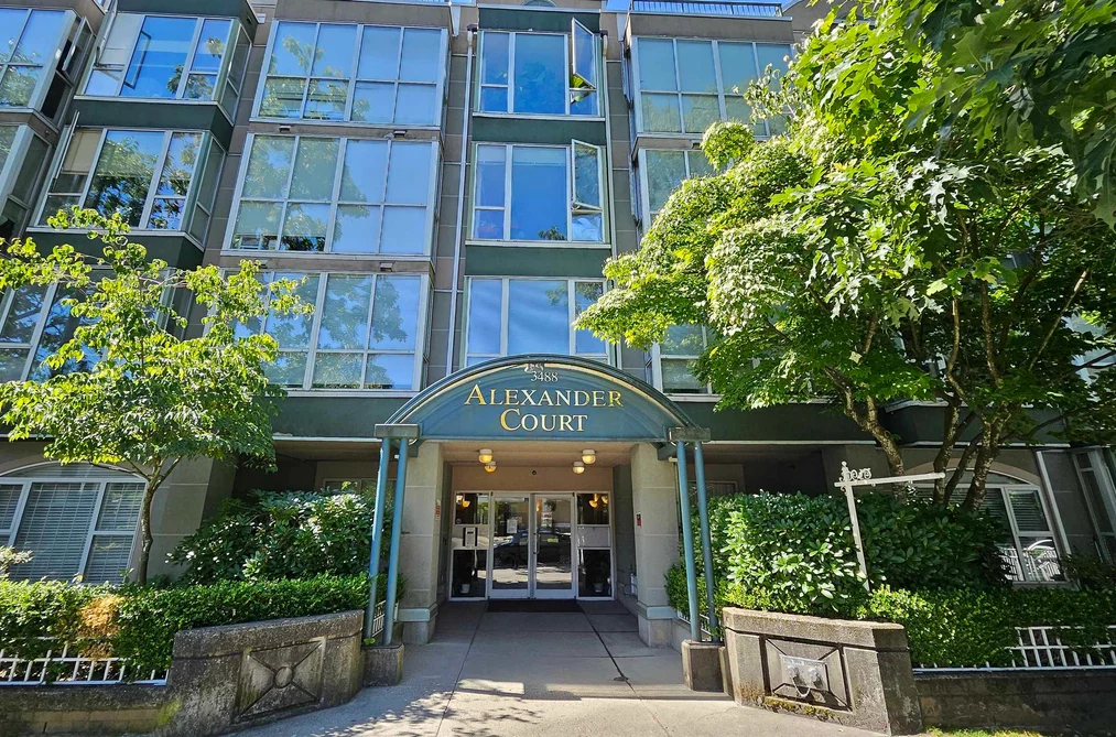 410 3488 VANNESS AVENUE, Vancouver BC V5R 6C8, Vancouver BC — Residential for Sale - Photo 2