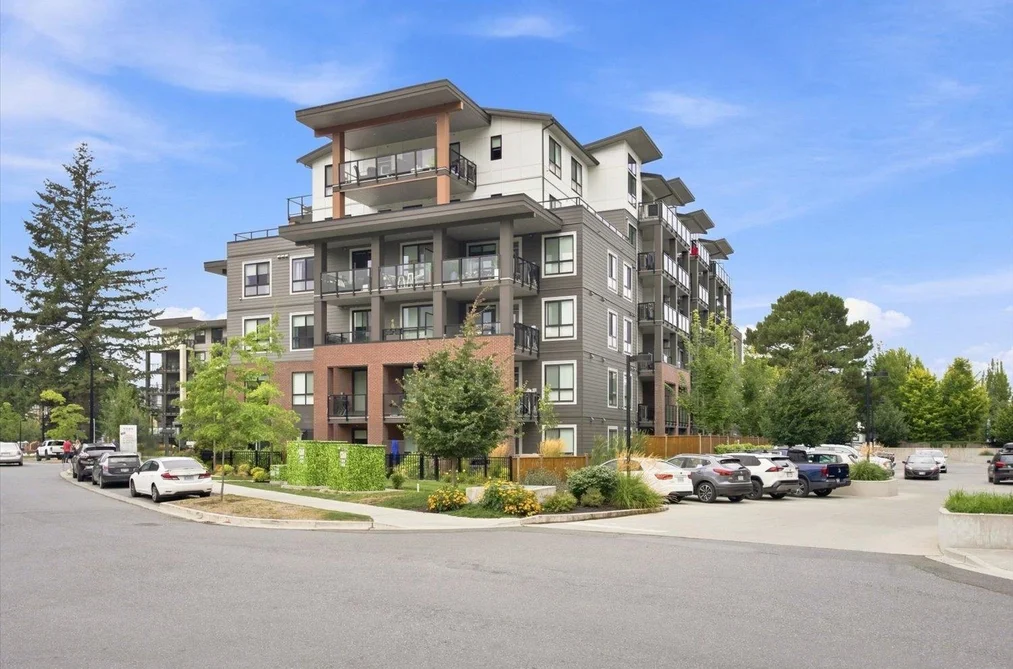 410-45511 Campus Drive, Chilliwack, BC - Condo for Sale - Photo 4 of 28 410-45511 Campus Drive, Chilliwack, BC - Condo for Sale - Photo 4 of 28