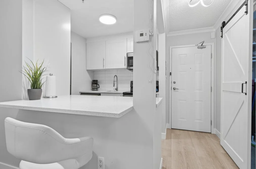 Condo for sale at 410 715 Royal Avenue New Westminster British Columbia - MLS: R3100610