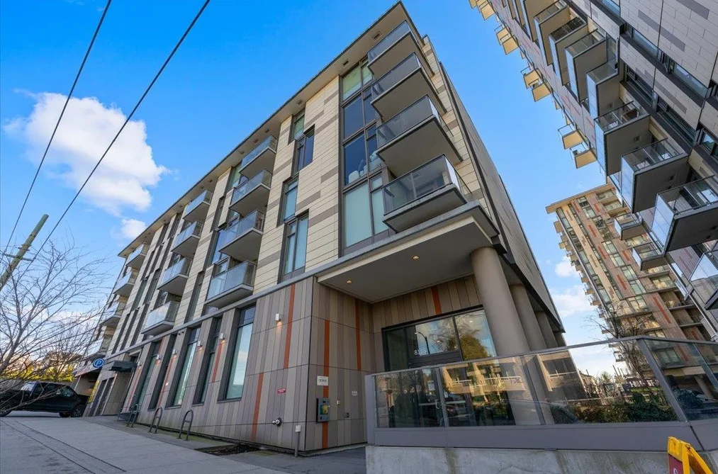 Condo for sale at 410 8138 Fraser Street Vancouver British Columbia - MLS: R3095162