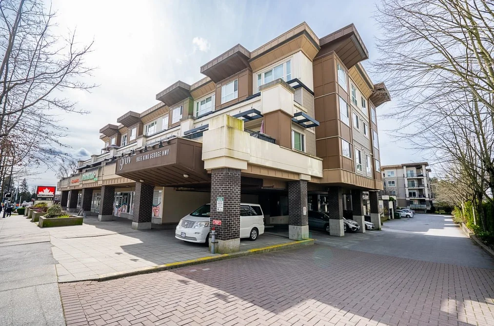 Condo for sale at 410 9655 King George Boulevard Surrey British Columbia - MLS: R3150350