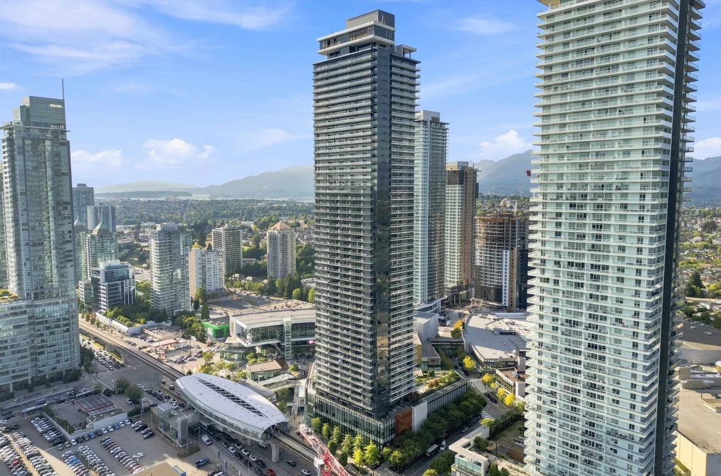 Condo for sale at 4102 1955 Alpha Way Burnaby British Columbia - MLS: R3160264