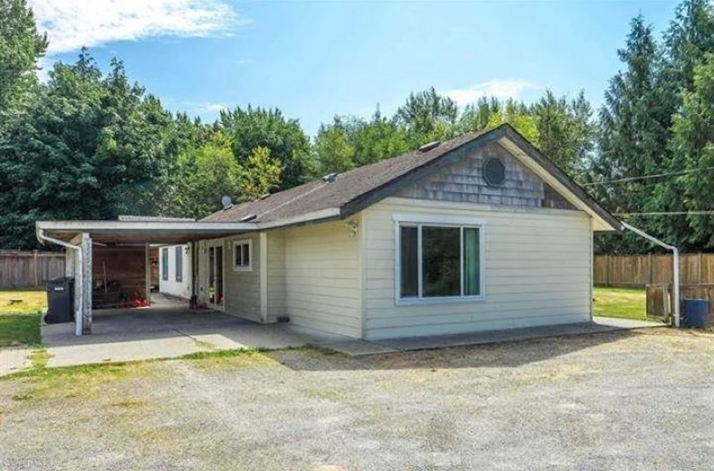 4102 LEFEUVRE ROAD, Abbotsford BC V4X 1N8, Abbotsford BC — Residential for Sale - Photo 2