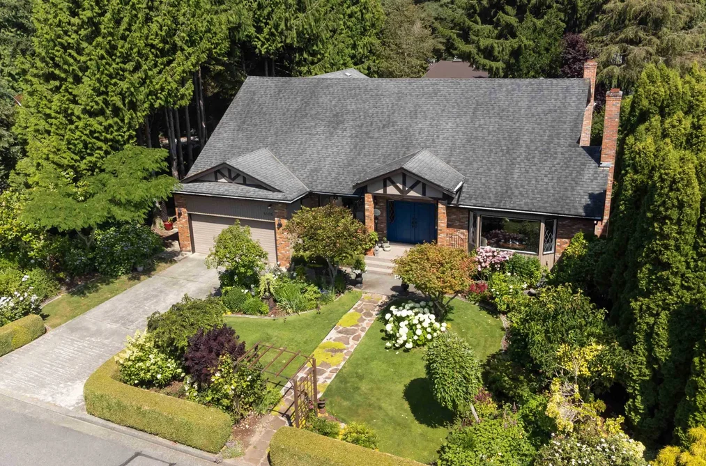 4106 Staulo Crescent, Vancouver, BC - House for Sale - Photo 38 of 40 4106 Staulo Crescent, Vancouver, BC - House for Sale - Photo 38 of 40