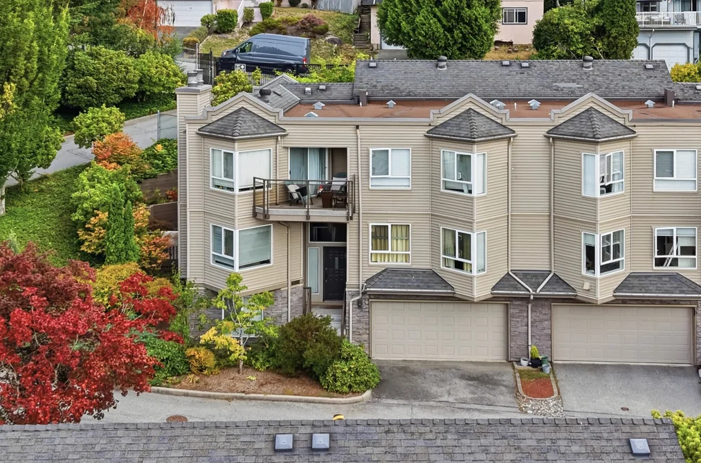 Townhouse for sale at 411 1215 Lansdowne Drive Coquitlam British Columbia - MLS: R3160065