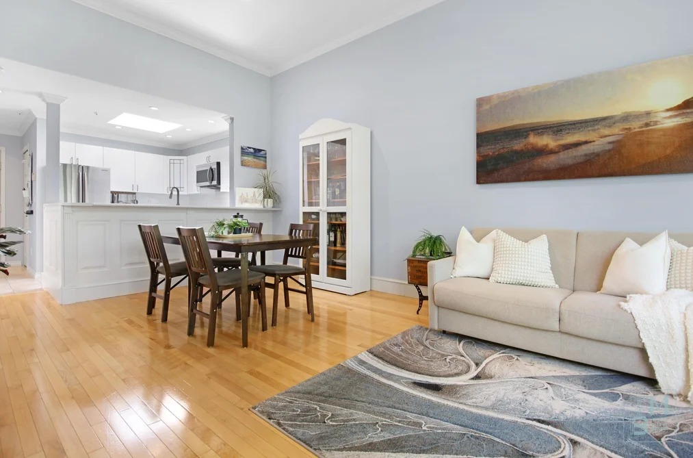 411 128 W 8TH STREET, North Vancouver BC V7M 3M1, North Vancouver BC — Residential for Sale — Photo 19 of 37