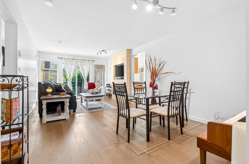411 2998 SILVER SPRINGS BOULEVARD, Coquitlam BC V3E 3R7, Coquitlam BC — Residential for Sale — Photo 6 of 38