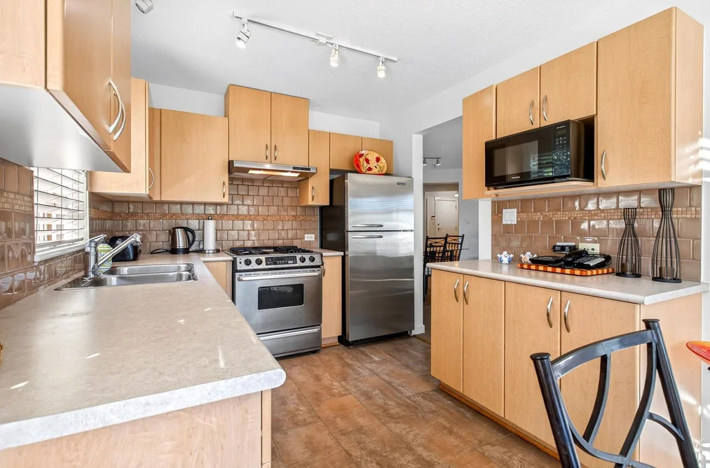 411 2998 SILVER SPRINGS BOULEVARD, Coquitlam BC V3E 3R7, Coquitlam BC — Residential for Sale — Photo 9 of 38