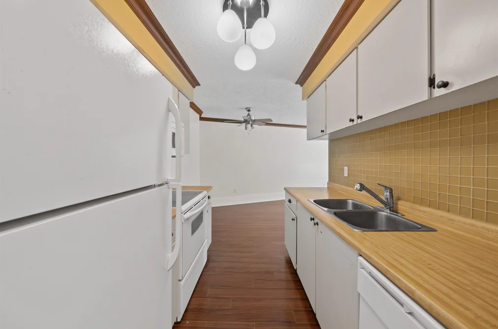 411 4373 HALIFAX STREET, Burnaby BC V5C 5Z2, Burnaby BC — Residential for Sale — Photo 20 of 36