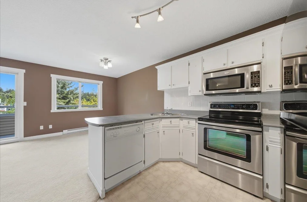 411 450 BROMLEY STREET, Coquitlam BC V3K 6S5, Coquitlam BC — Residential for Sale - Photo 3