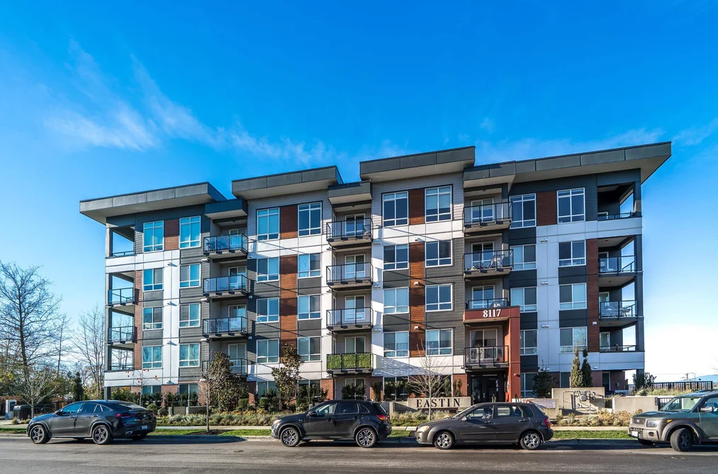 411 8117 200A STREET, Langley BC V2Y 3W9, Langley BC — Residential for Sale - Photo 2