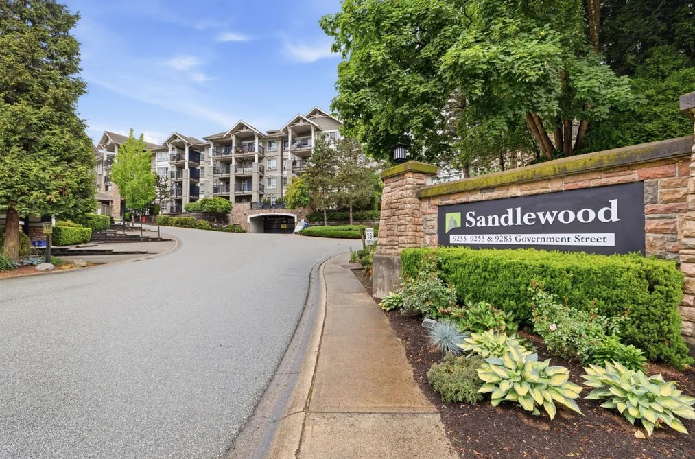 Condo for sale at 411 9233 Government Street Burnaby British Columbia - MLS: R3128685