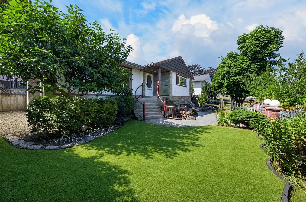 House for sale at 4116 Gilpin Crescent Burnaby British Columbia - MLS: R3158220