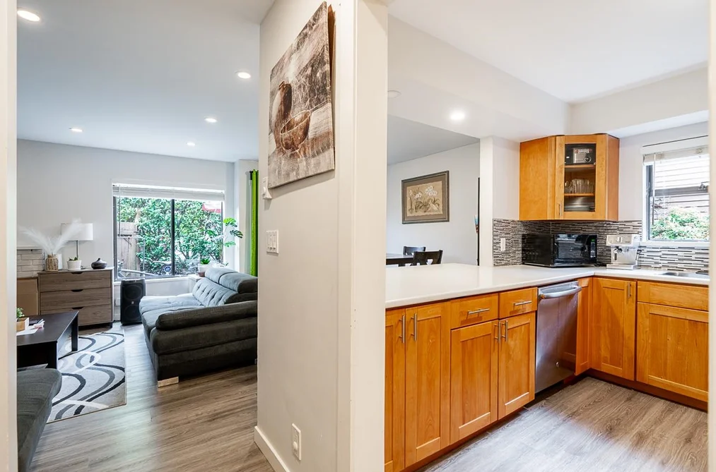 412 10620 150 STREET, Surrey BC V3R 7R9, Surrey BC — Residential for Sale - Photo 4