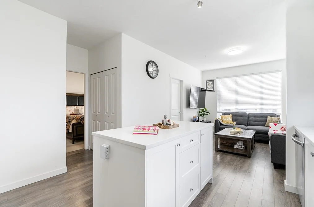412 15848 FRASER HIGHWAY, Surrey BC V4N 6X6, Surrey BC — Residential for Sale - Photo 3