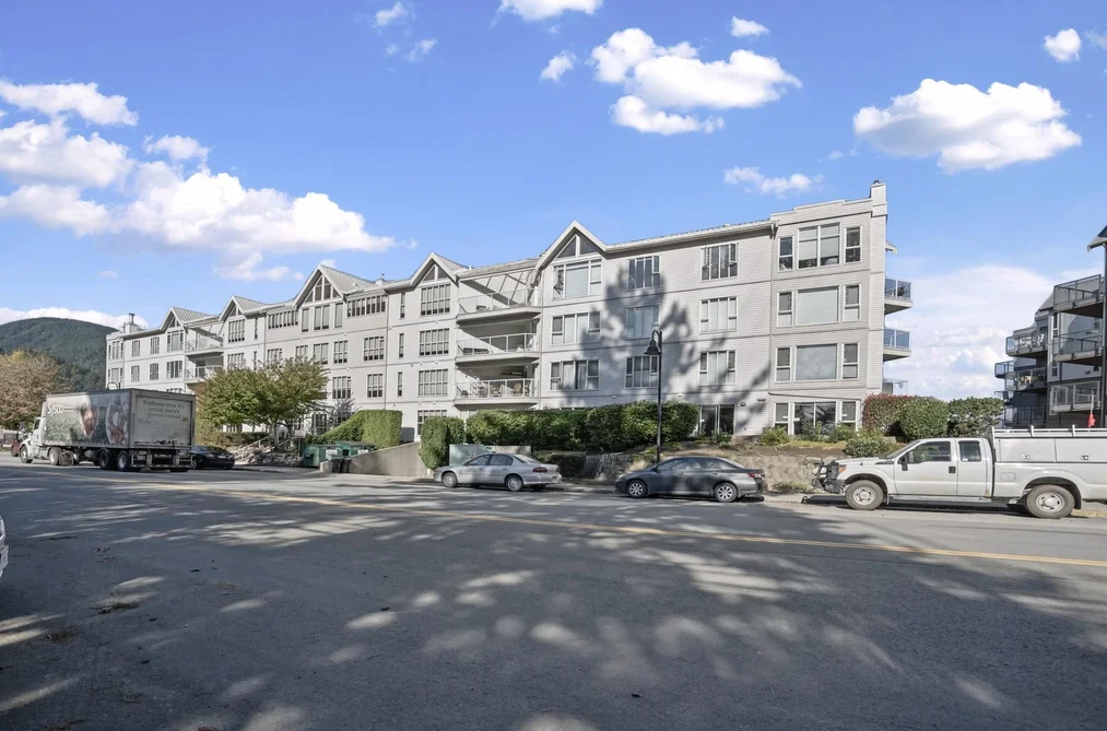 328 Esplanade Ave Unit 412, Harrison Hot Springs, BC - MLS: R3177761