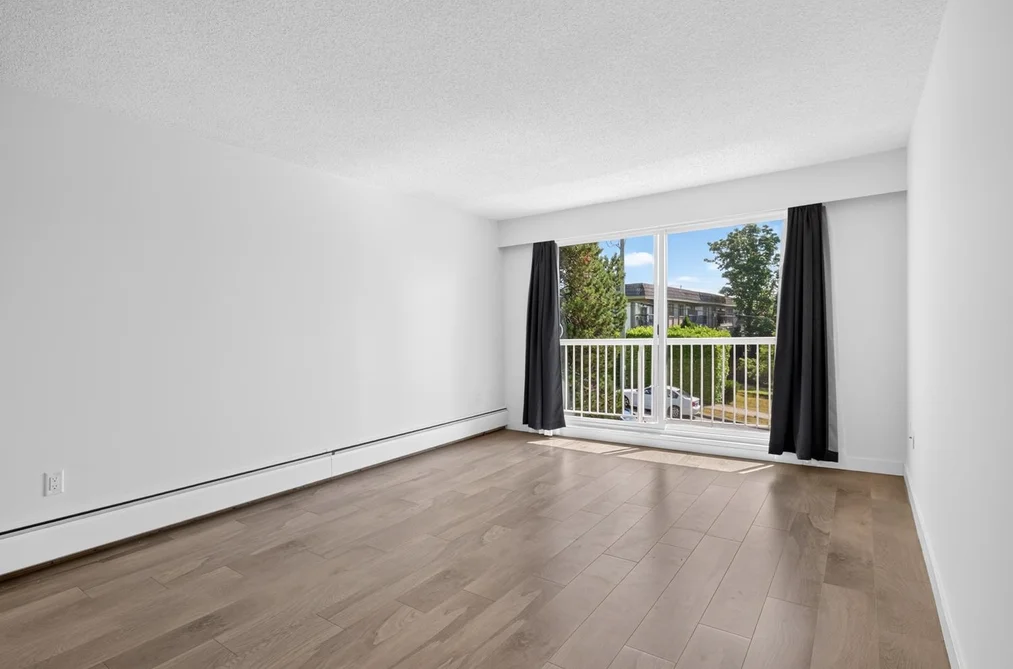 412 371 ELLESMERE AVENUE, Burnaby, BC — Residential for Sale — Photo 6 of 23