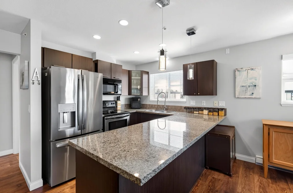 Condo for sale at 412 5488 198 Street Langley British Columbia - MLS: R3166008