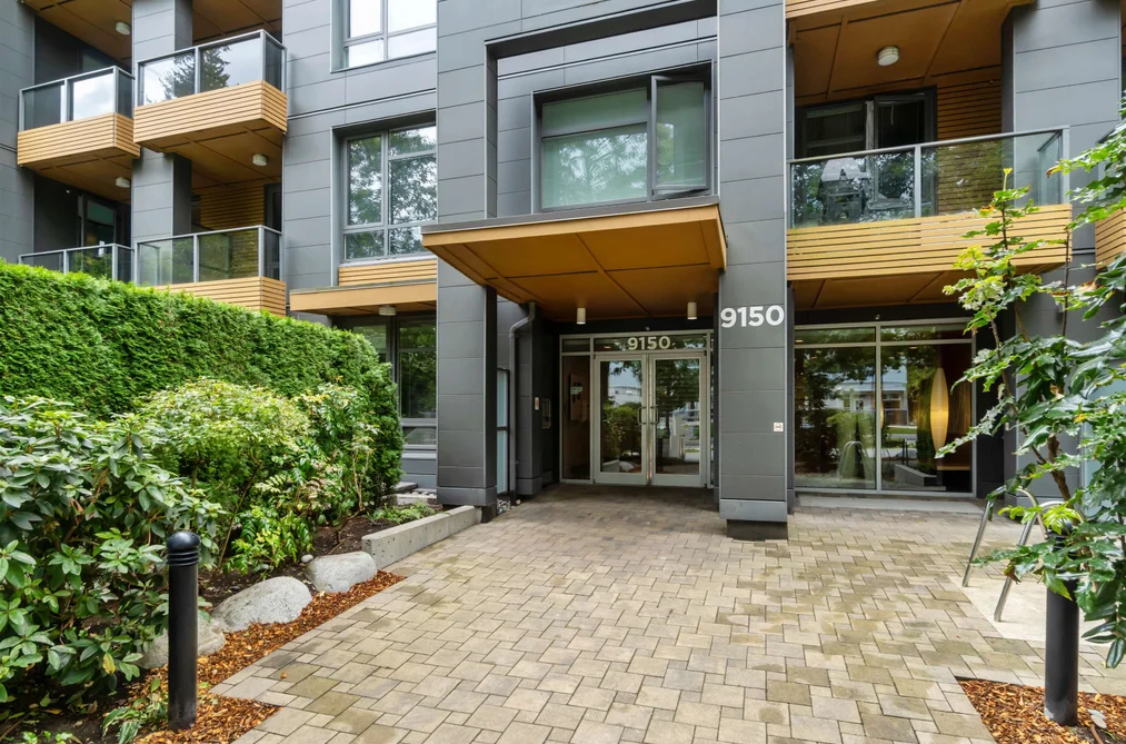 412 - 9150 University High Street, Burnaby, BC - MLS: R3179995 - Photo 4 412 - 9150 University High Street, Burnaby, BC - MLS: R3179995 - Photo 4