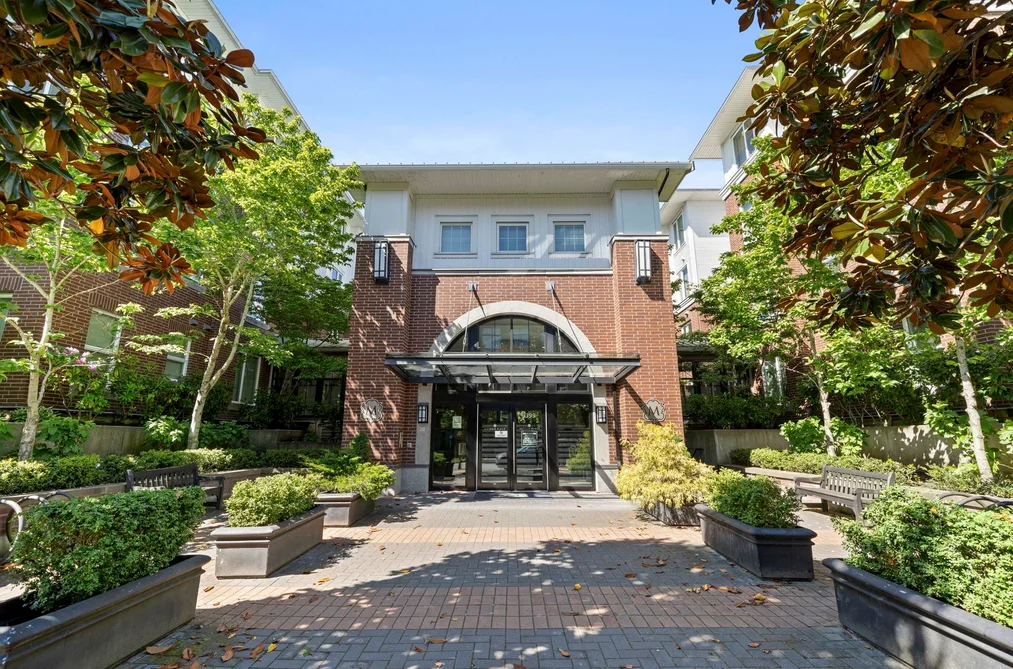 Condo for sale at 412 9399 Odlin Road Richmond British Columbia - MLS: R3124915