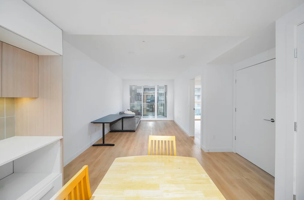 412 - 9888 University Crescent, Burnaby, BC - MLS: R3162901 - Photo 10 412 - 9888 University Crescent, Burnaby, BC - MLS: R3162901 - Photo 10