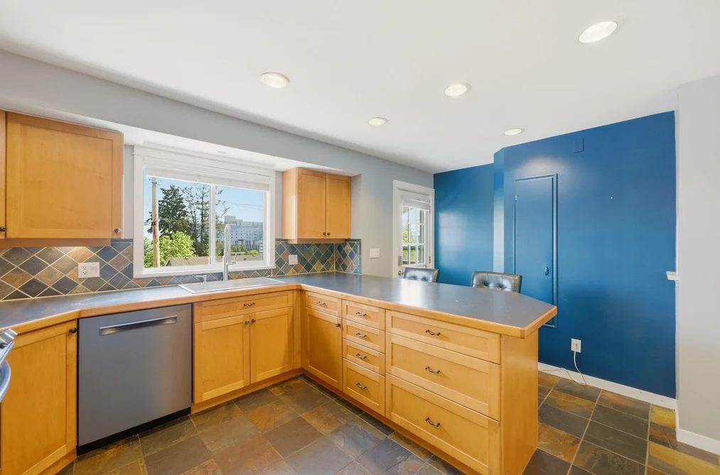412 BLAIR AVENUE, New Westminster BC V3L 4A3, New Westminster BC — Residential for Sale - Photo 6