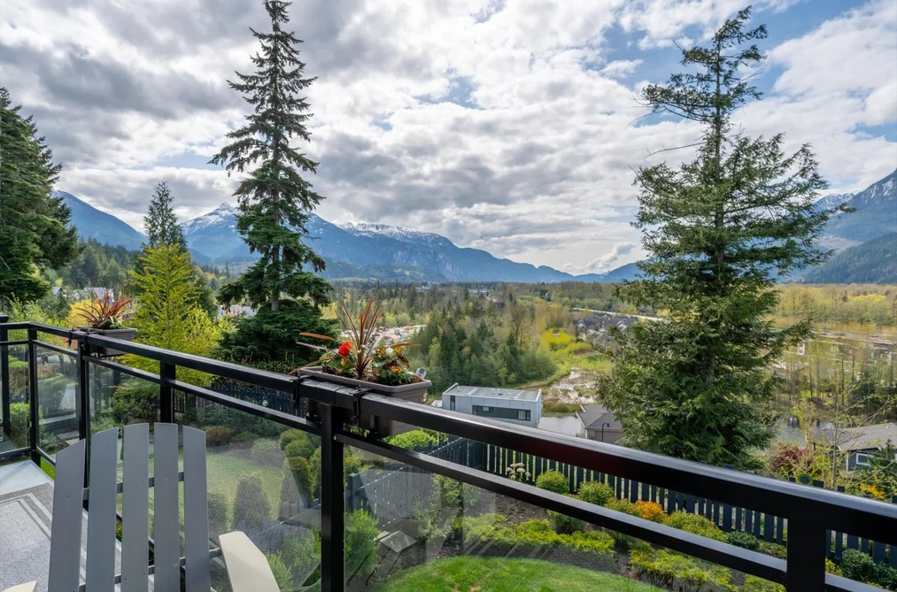 41235 HIGHLINE PLACE, Squamish BC V8B 1C2, Squamish BC — Residential for Sale - Photo 3