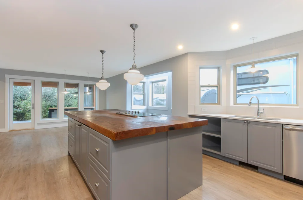 41281 MEADOW AVENUE, Squamish BC V0N 1T0, Squamish BC — Residential for Sale - Photo 4