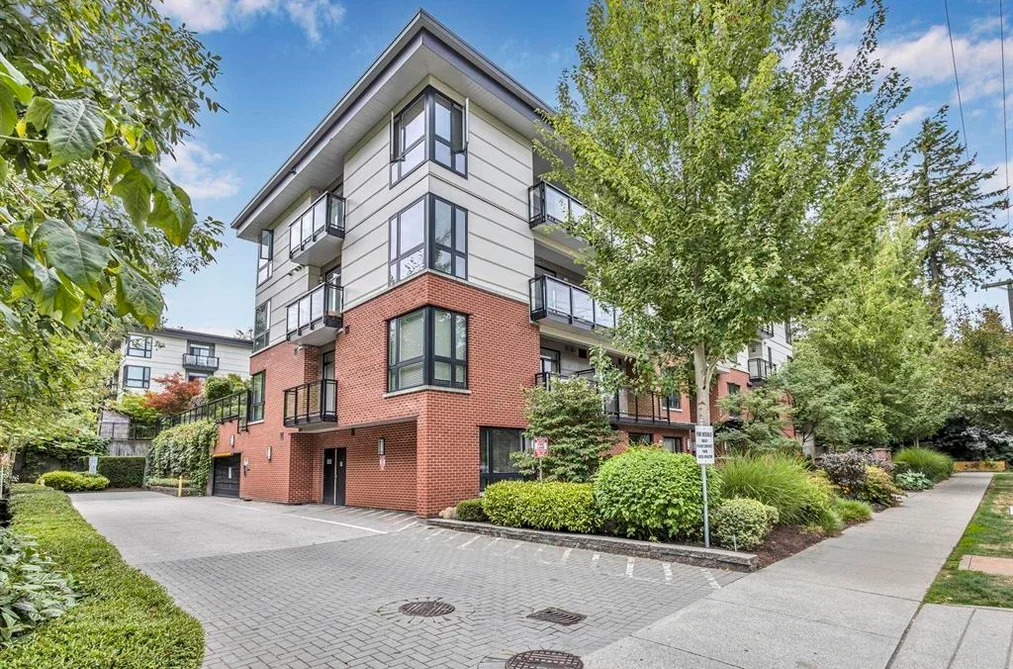 Condo for sale at 413 14358 60 Avenue Surrey British Columbia - MLS: R3131216