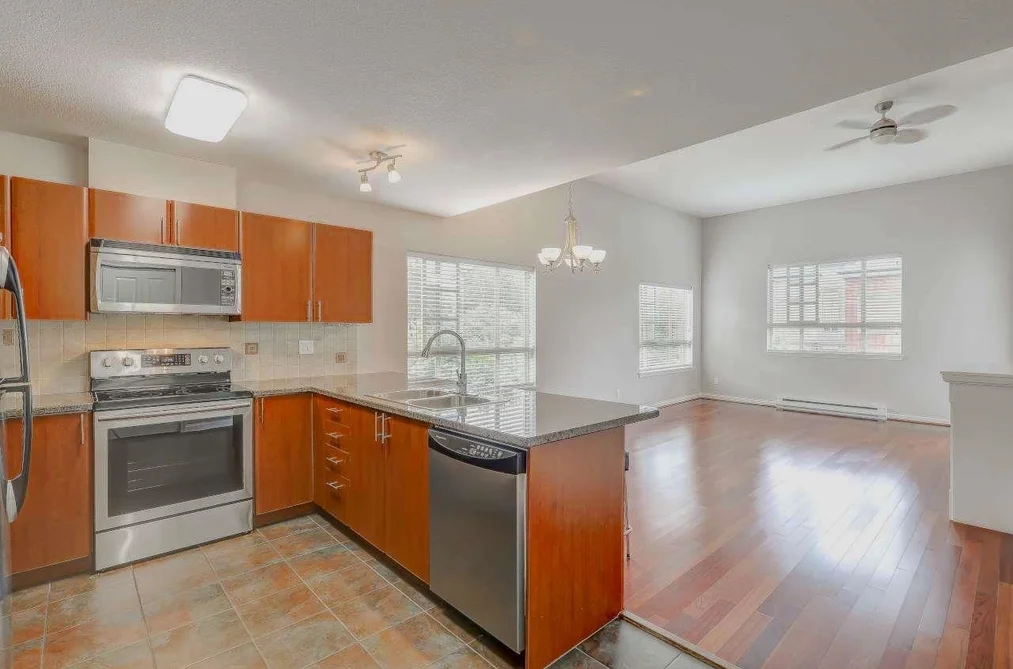 413 2346 MCALLISTER AVENUE, Port Coquitlam BC V3C 2B1, Port Coquitlam BC — Residential for Sale — Photo 4 of 39
