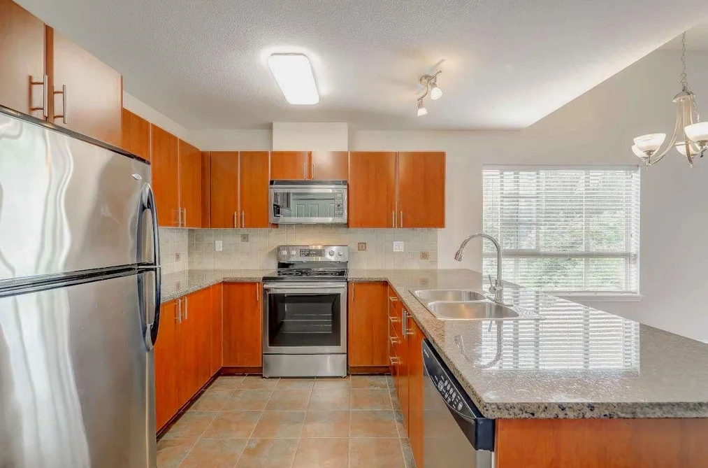 413 2346 MCALLISTER AVENUE, Port Coquitlam BC V3C 2B1, Port Coquitlam BC — Residential for Sale — Photo 5 of 39