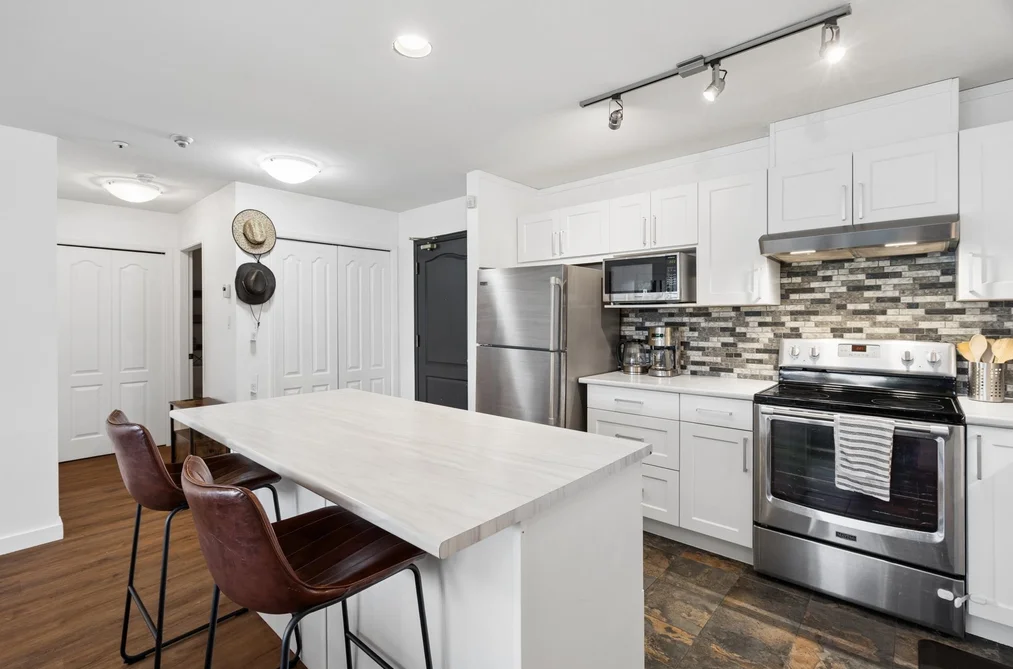 413 2968 BURLINGTON DRIVE, Coquitlam BC V3B 7N4, Coquitlam BC — Residential for Sale - Photo 4