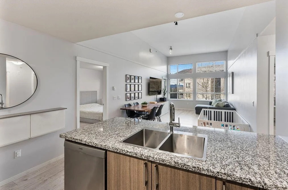 413 3156 DAYANEE SPRINGS BOULEVARD, Coquitlam BC V3E 0B7, Coquitlam BC — Residential for Sale - Photo 3