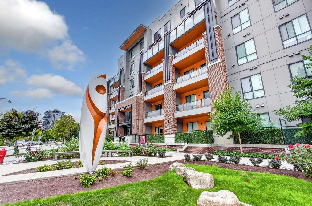 Condo for sale at 413 55 Klahanie Drive Port Moody British Columbia - MLS: R3166261