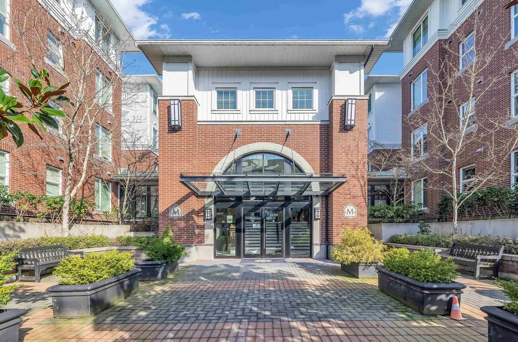 Condo for sale at 413 9388 Mckim Way Richmond British Columbia - MLS: R3092817