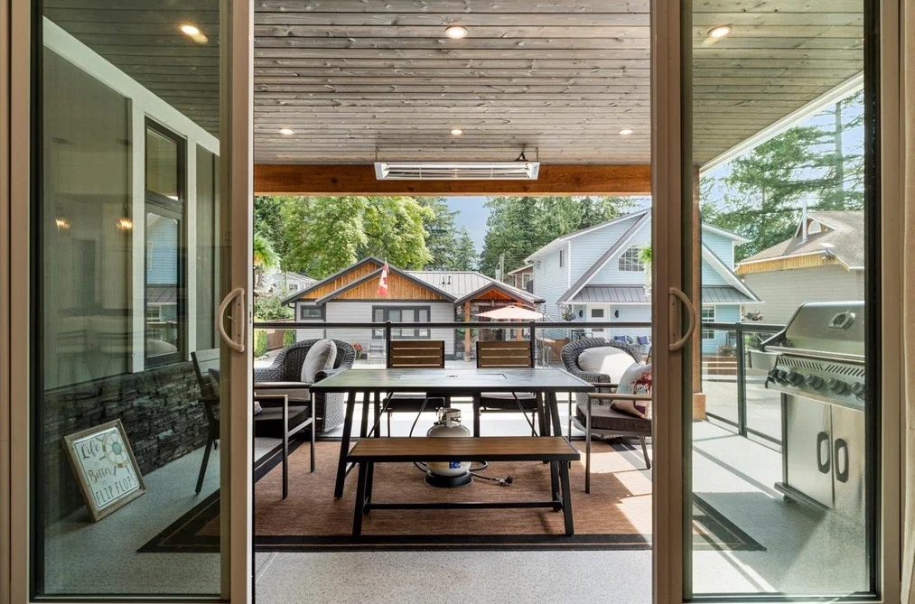 413 MAPLE STREET, Cultus Lake BC V2R 4Z3, Cultus Lake BC — Residential for Sale — Photo 10 of 39