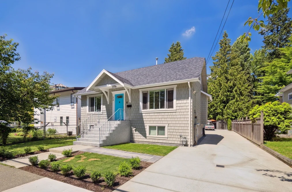 413 SEVENTH AVENUE, New Westminster BC V3L 1W6, New Westminster BC — Residential for Sale - Photo 2