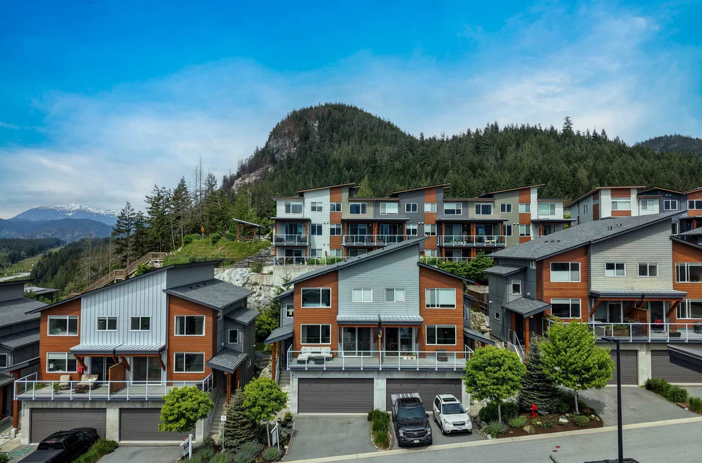 Half Duplex for sale at 41322 Horizon Drive Squamish British Columbia - MLS: R3121135