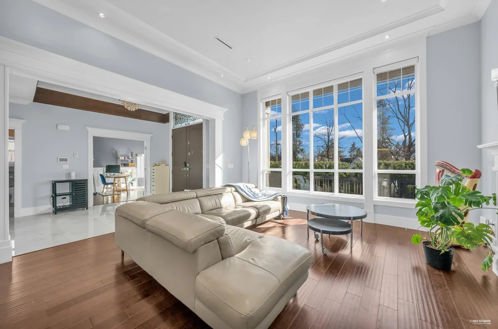 4133 VICTORY STREET, Burnaby BC V5J 1P6, Burnaby BC — Residential for Sale - Photo 2
