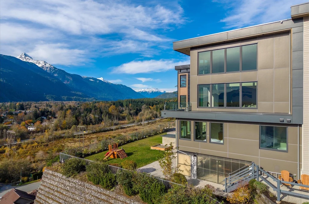 41337 HORIZON DRIVE, Squamish BC V8B 0Y7, Squamish BC — Residential for Sale - Photo 3