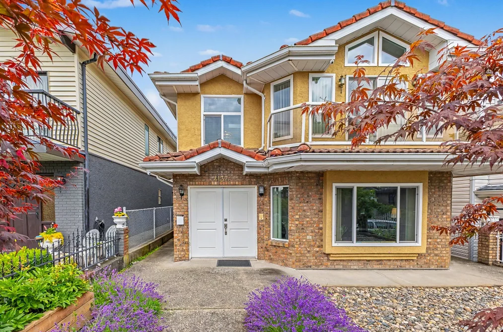House for sale at 4137 Parker Street Burnaby British Columbia - MLS: R3143177