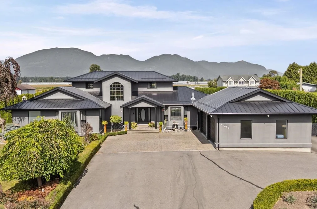 House for sale at 41385 South Sumas Road Sardis - Greendale British Columbia - MLS: R3166912