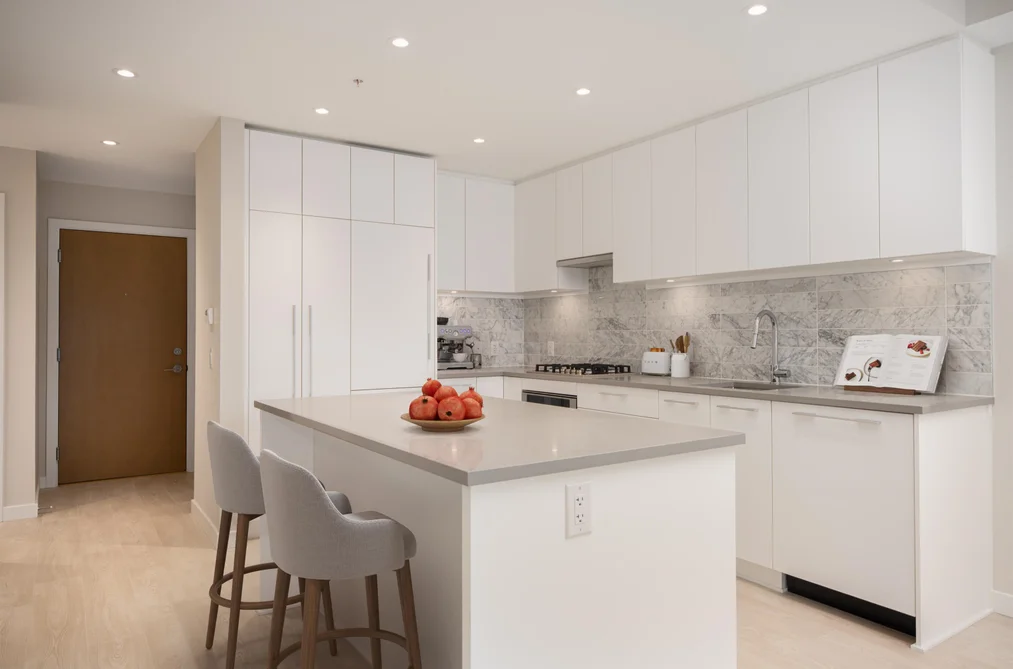 414 110 E 17TH STREET, North Vancouver BC V5V 1A1, North Vancouver BC — Residential for Sale - Photo 6