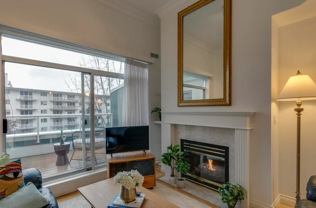 414 128 W 8TH STREET, North Vancouver BC V7M 3M1, North Vancouver BC — Residential for Sale - Photo 2