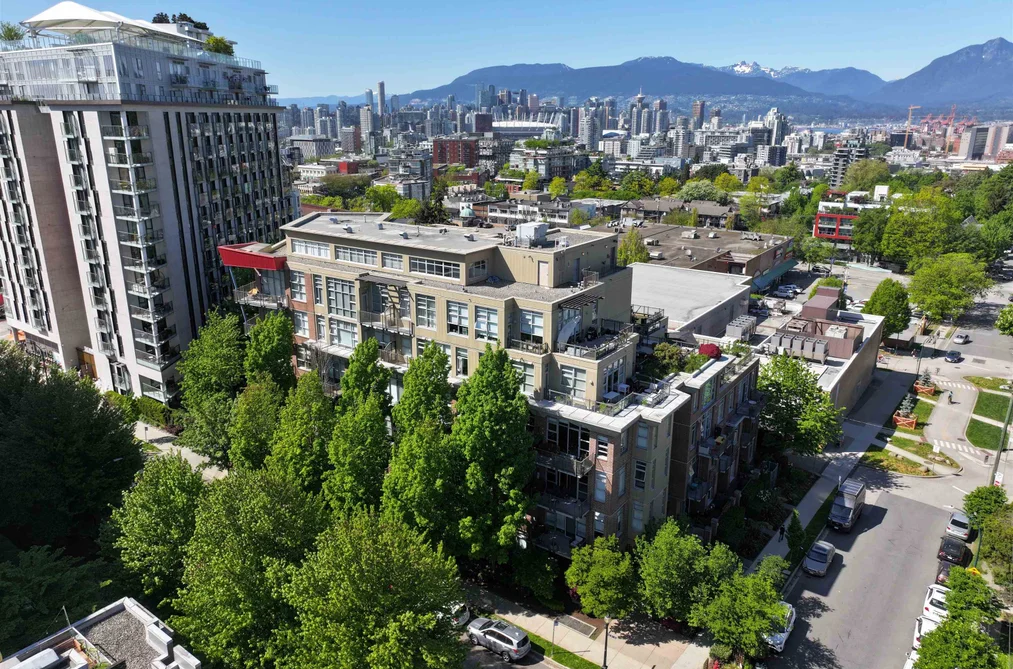 Condo for sale at 414 2635 Prince Edward Street Vancouver British Columbia - MLS: R3119357