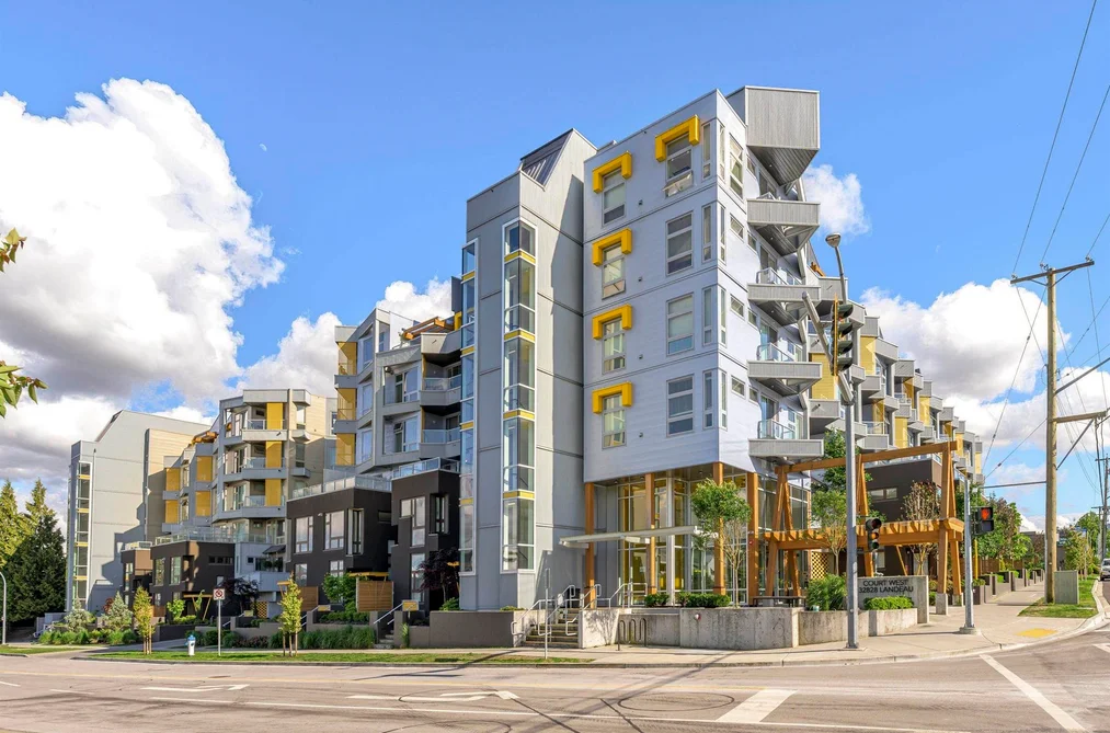 Condo for sale at 414 32828 Landeau Place Abbotsford British Columbia - MLS: R3111124