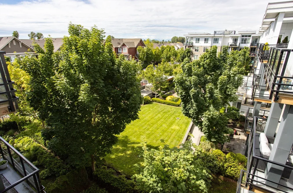 Condo for sale at 414 4690 Hawk Lane Tsawwassen British Columbia - MLS: R3129220