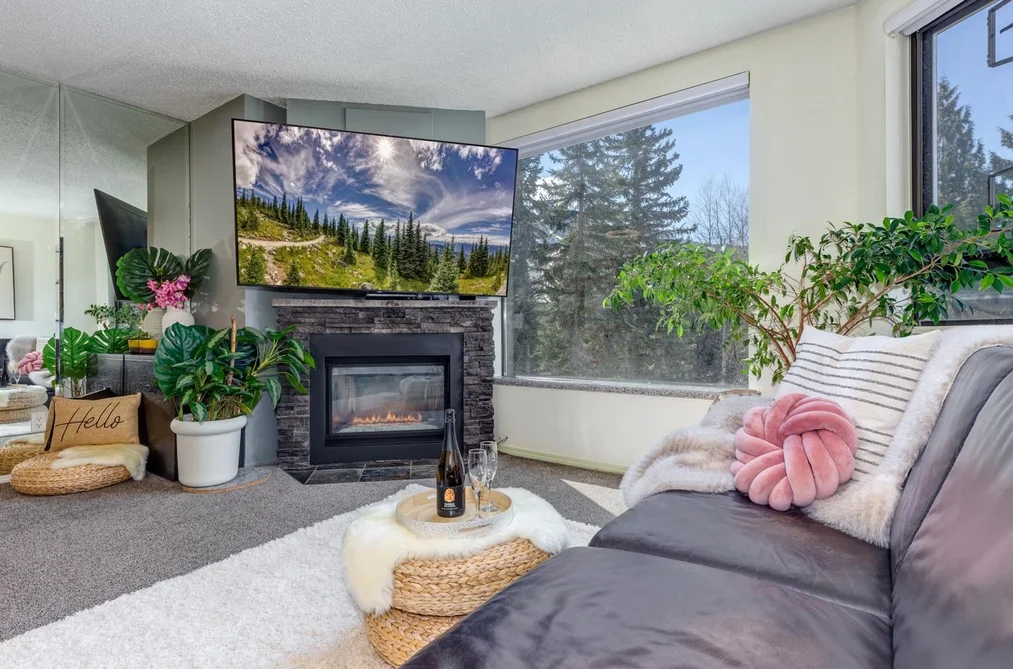 414 4809 SPEARHEAD DRIVE, Whistler BC V0N 1B0, Whistler BC — Residential for Sale - Photo 2
