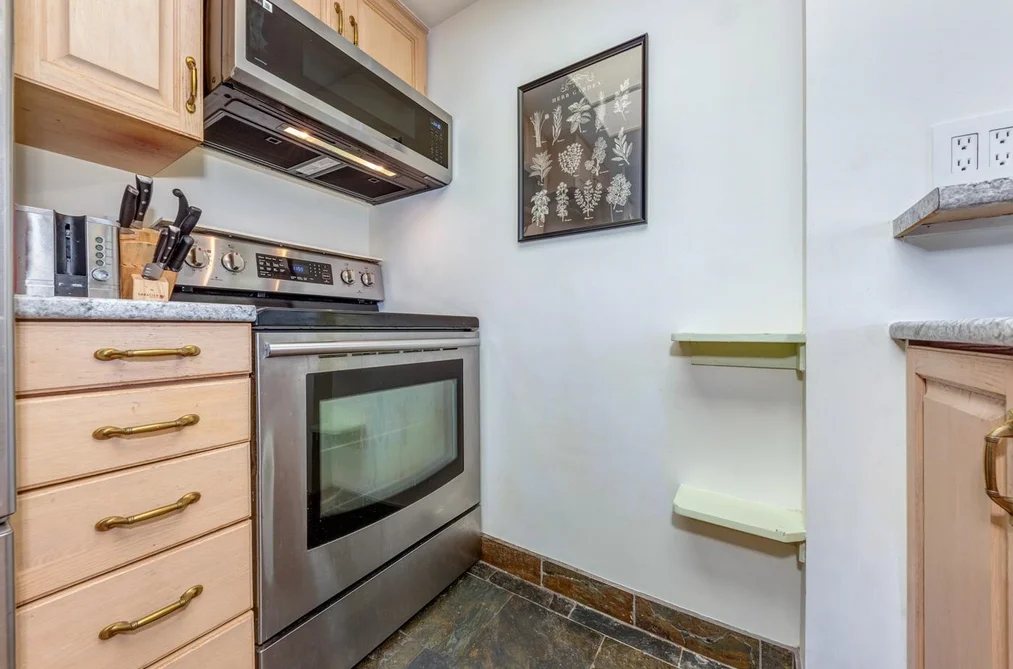 414 4809 SPEARHEAD DRIVE, Whistler BC V0N 1B0, Whistler BC — Residential for Sale - Photo 5