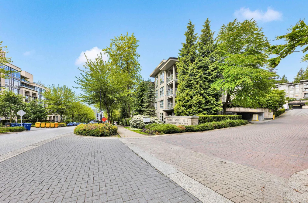 414 9339 UNIVERSITY CRESCENT, Burnaby BC V5A 4Y1, Burnaby BC — Residential for Sale - Photo 2
